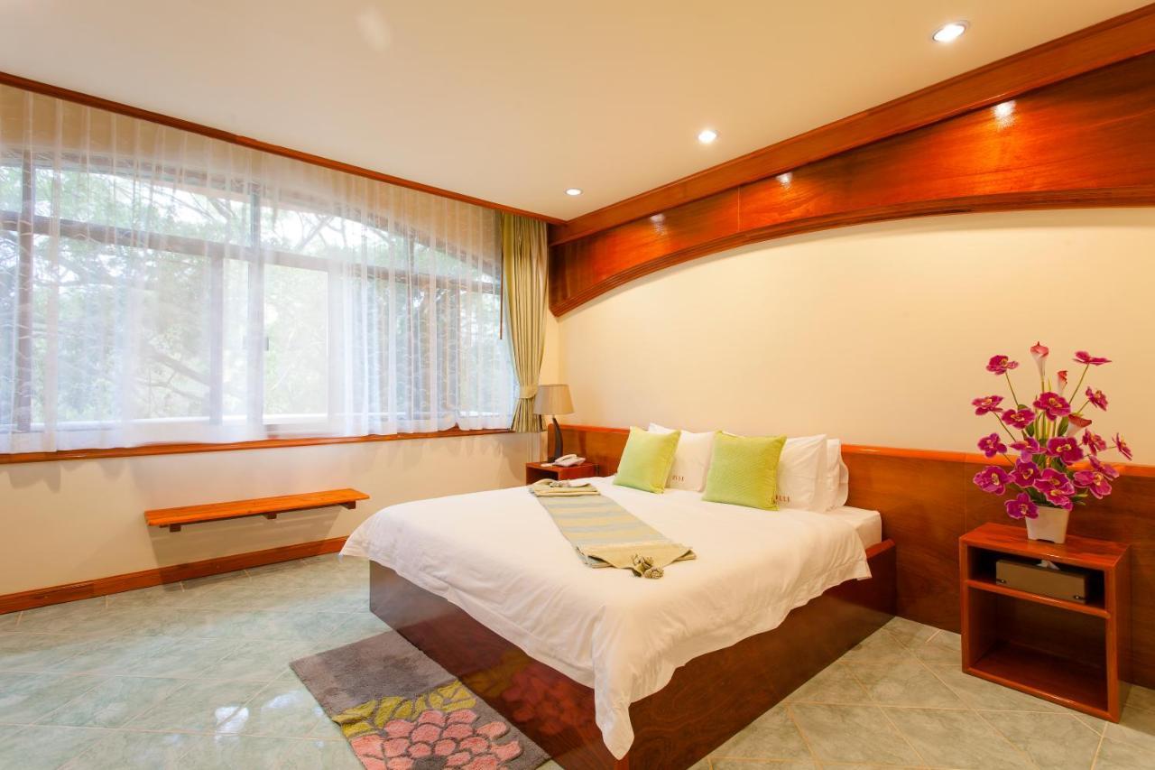 Id Residences Phuket Bagian luar foto