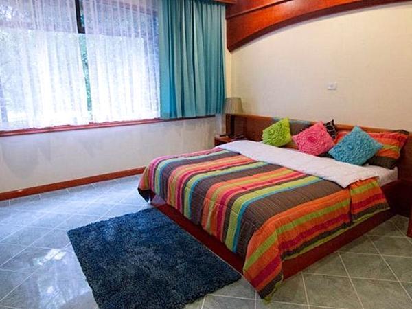 Id Residences Phuket Bagian luar foto