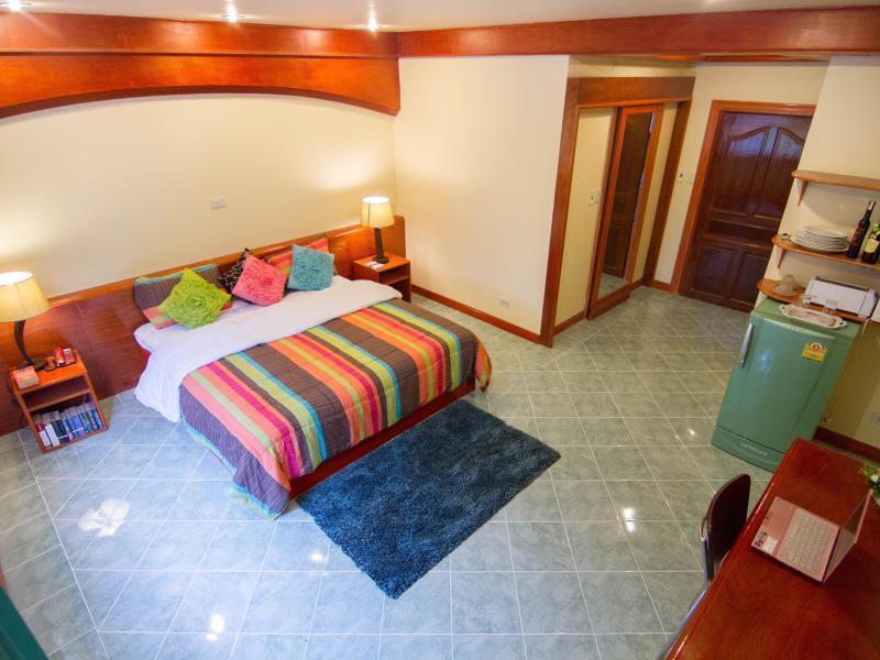 Id Residences Phuket Bagian luar foto